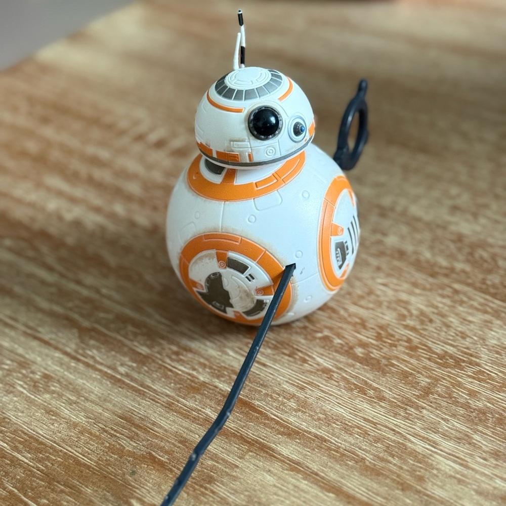Star wars BB8 rip and go propulsion toy with sounds